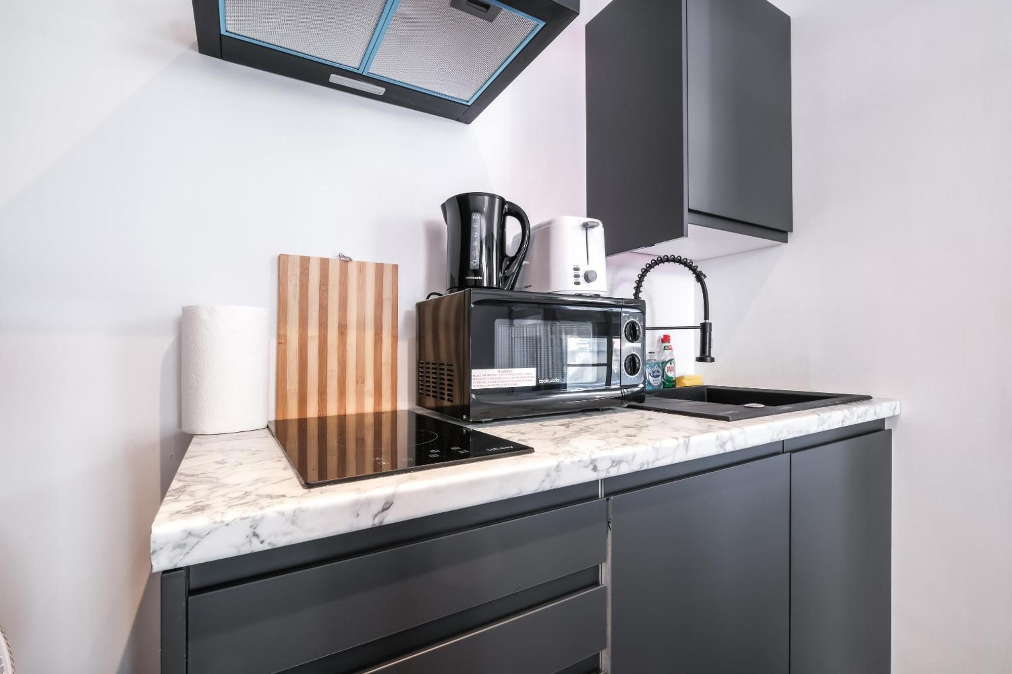 Piccadilly Dreams 1Br Sleep 4 Retreat Vrf Apartment Лондон Екстериор снимка