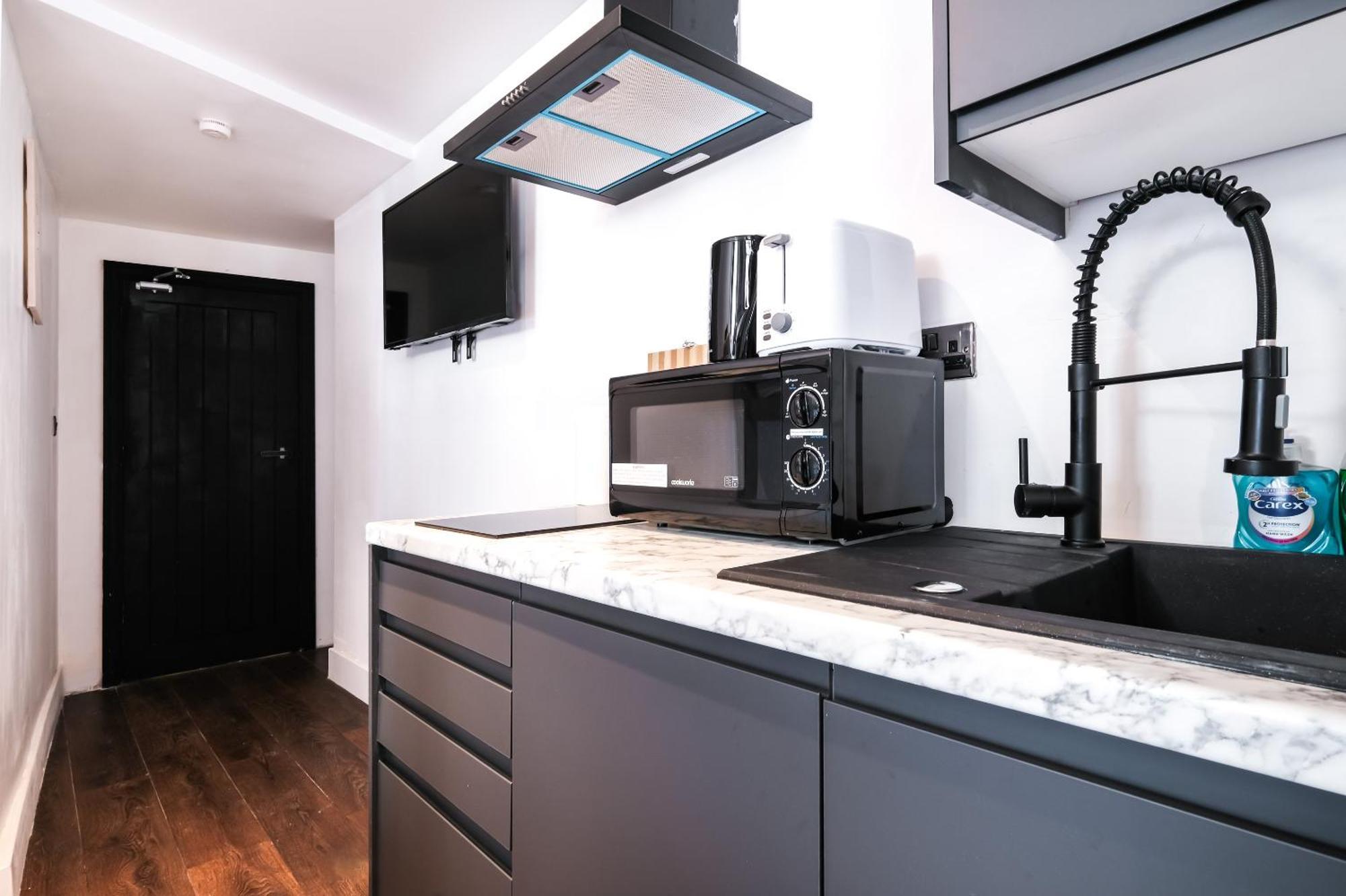 Piccadilly Dreams 1Br Sleep 4 Retreat Vrf Apartment Лондон Екстериор снимка
